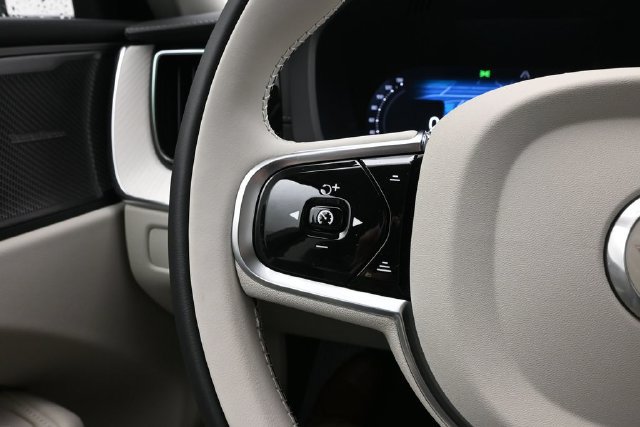 New 2027 Volvo XC60 B5 Ultra AWD/4WD image 26