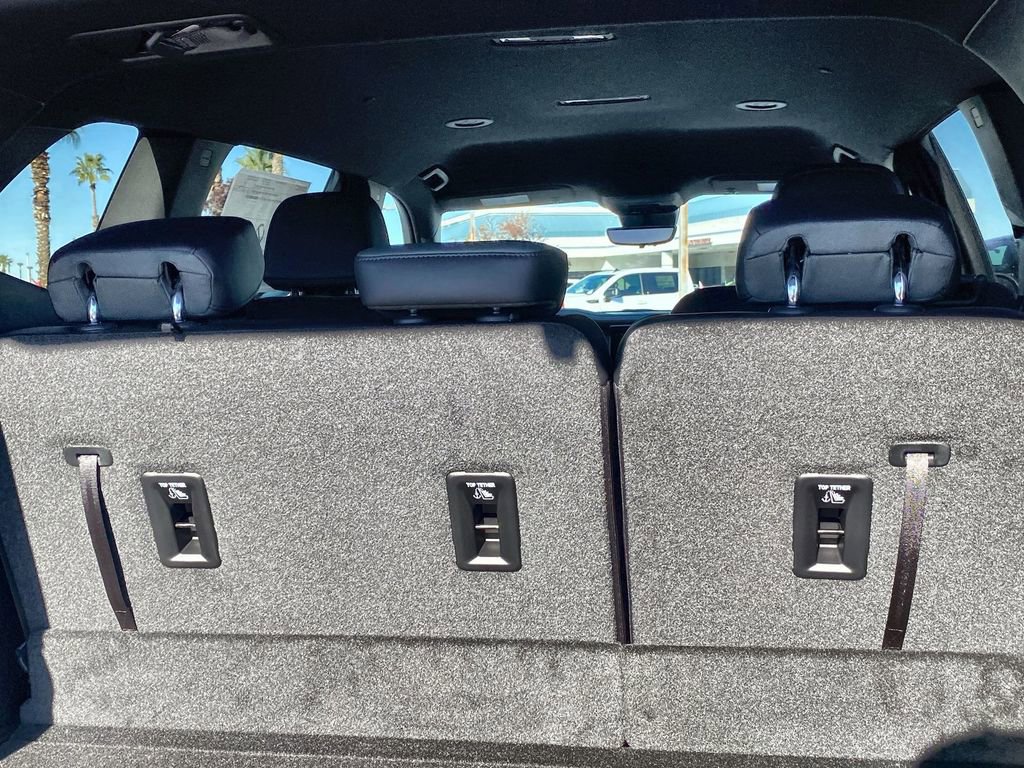 New 2026 GMC Acadia AT4 w/ Luxury Package image 38