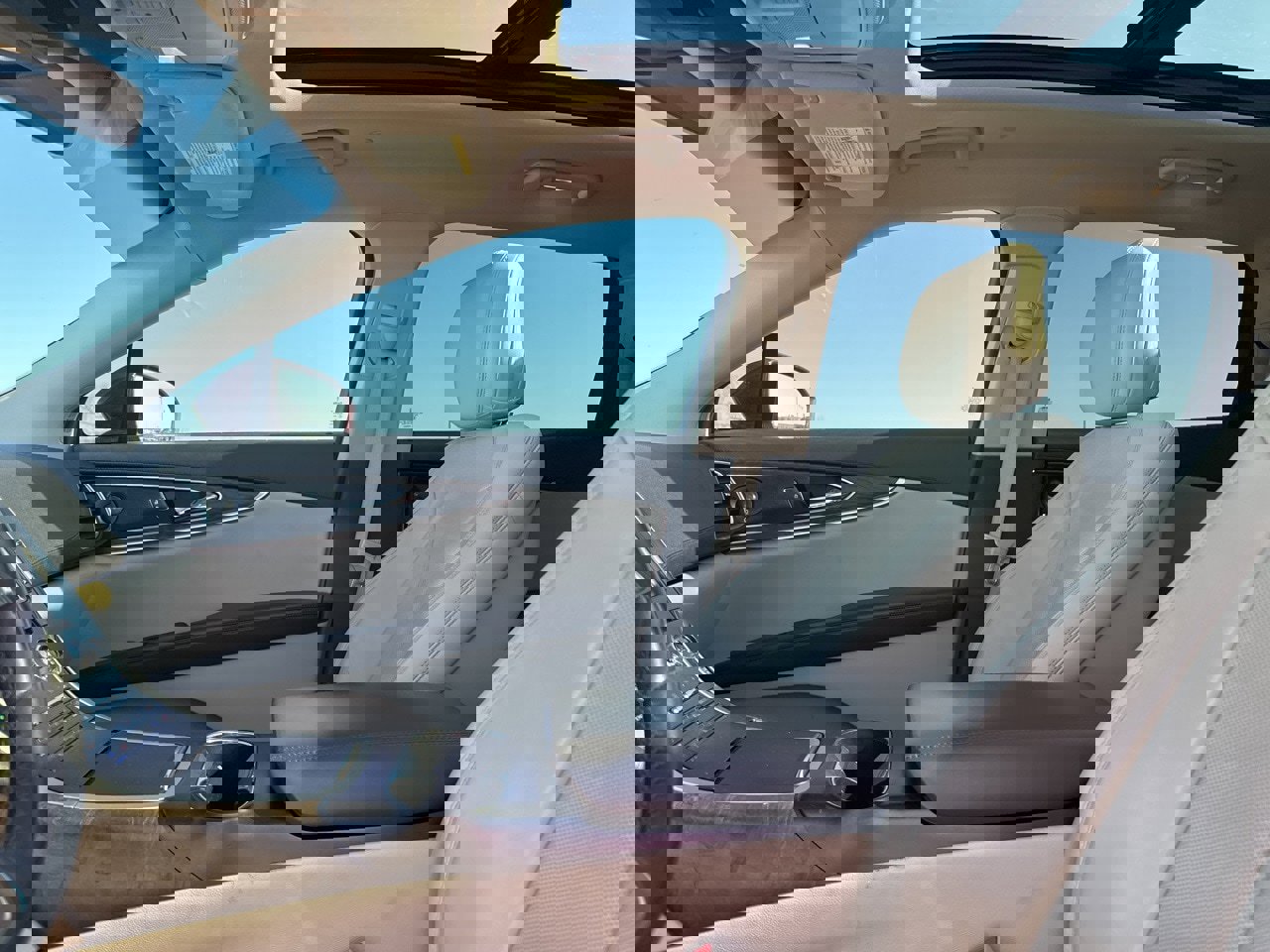 Used 2020 Lincoln Nautilus Reserve image 27