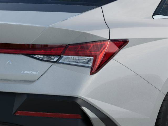 New 2025 Hyundai Elantra Limited image 10