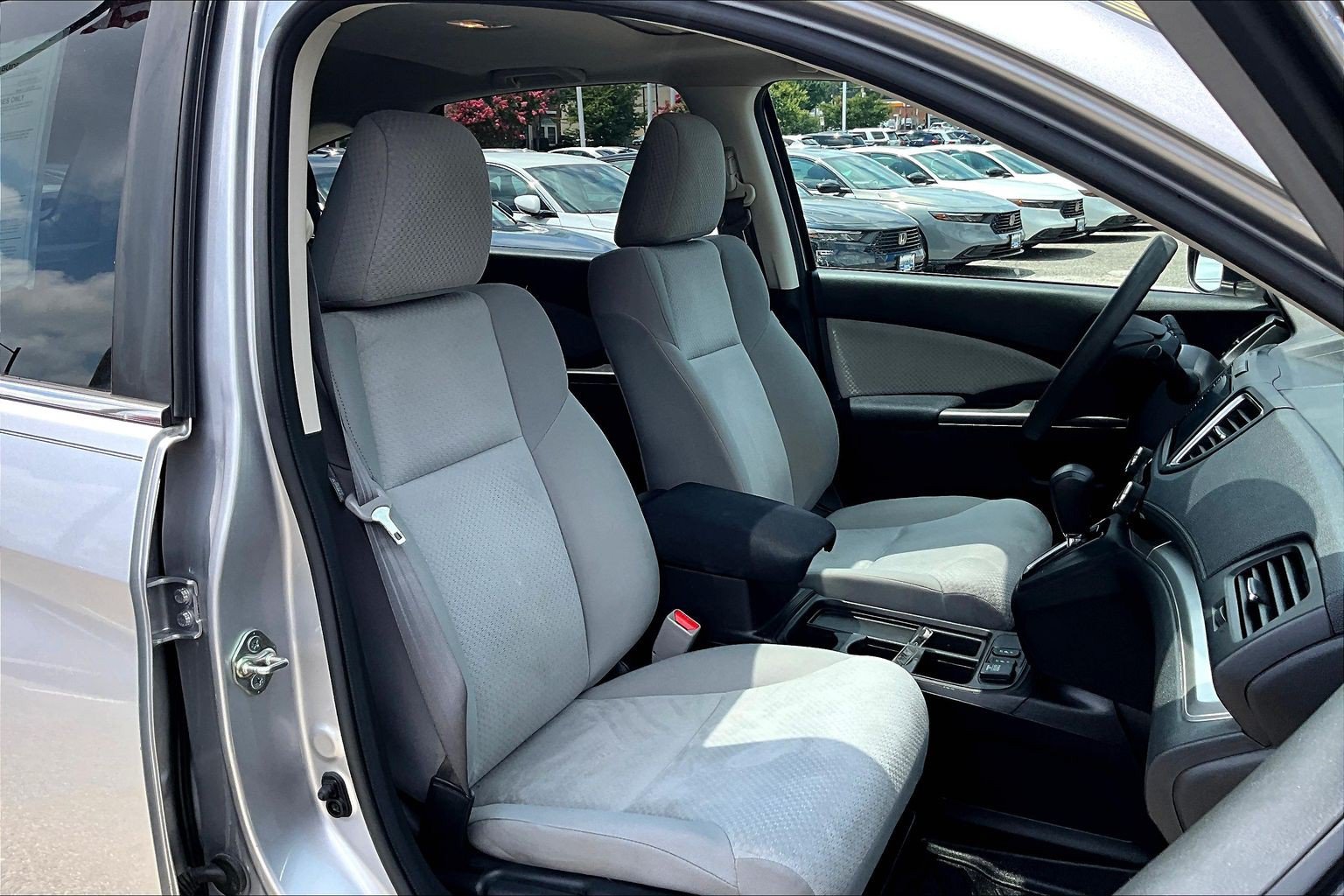 Used 2016 Honda CR-V EX image 7