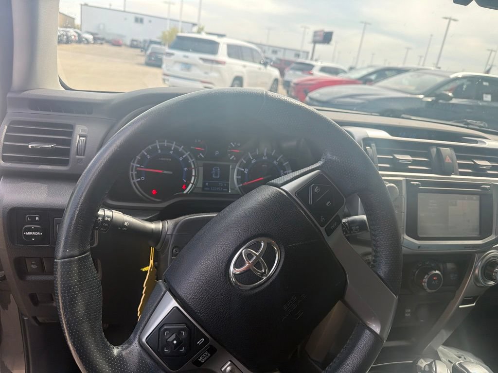 Used 2018 Toyota 4Runner SR5 Premium w/ Wilderness Package AWD/4WD image 14