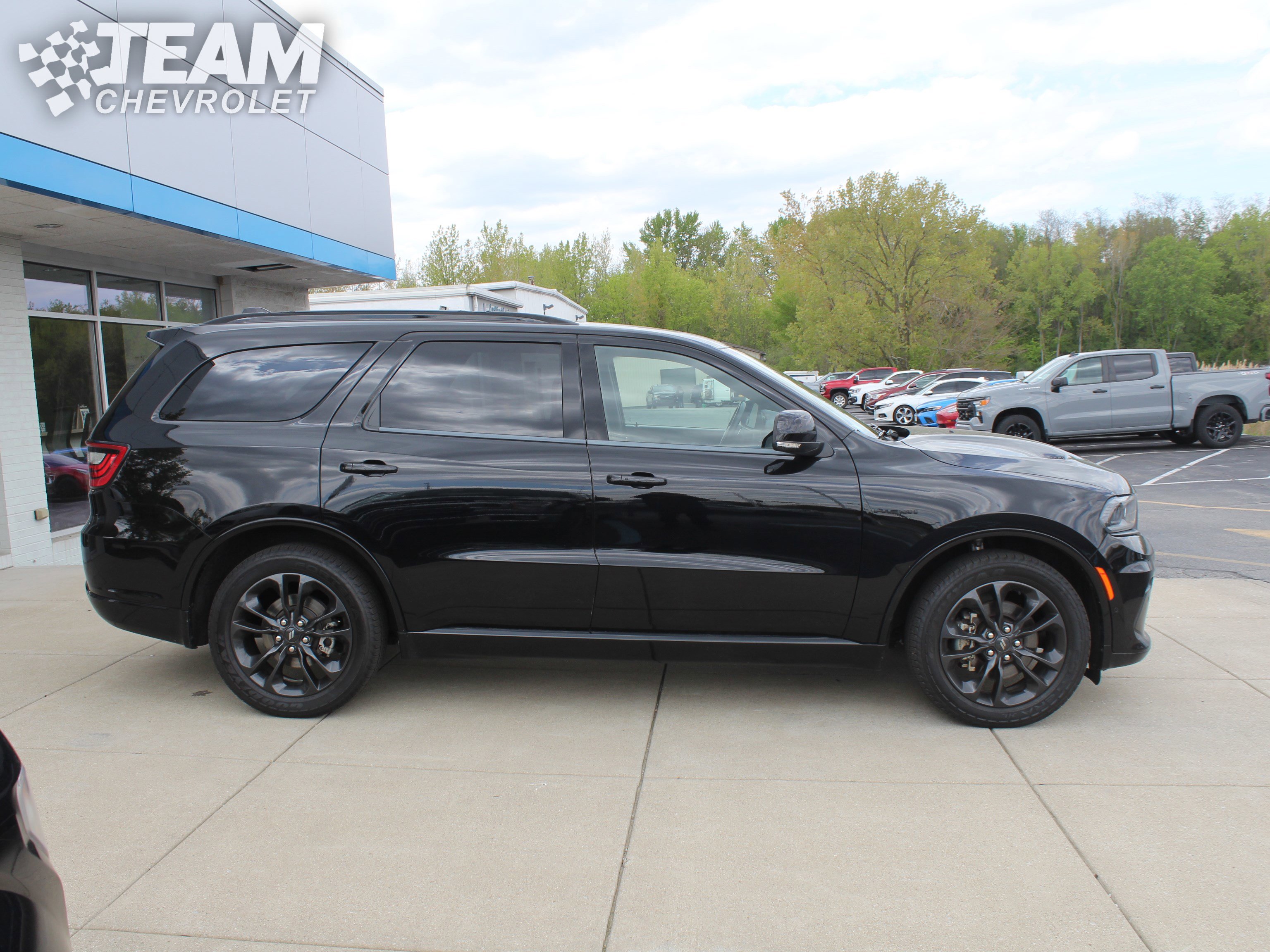 Used 2023 Dodge Durango R/T AWD/4WD image 3