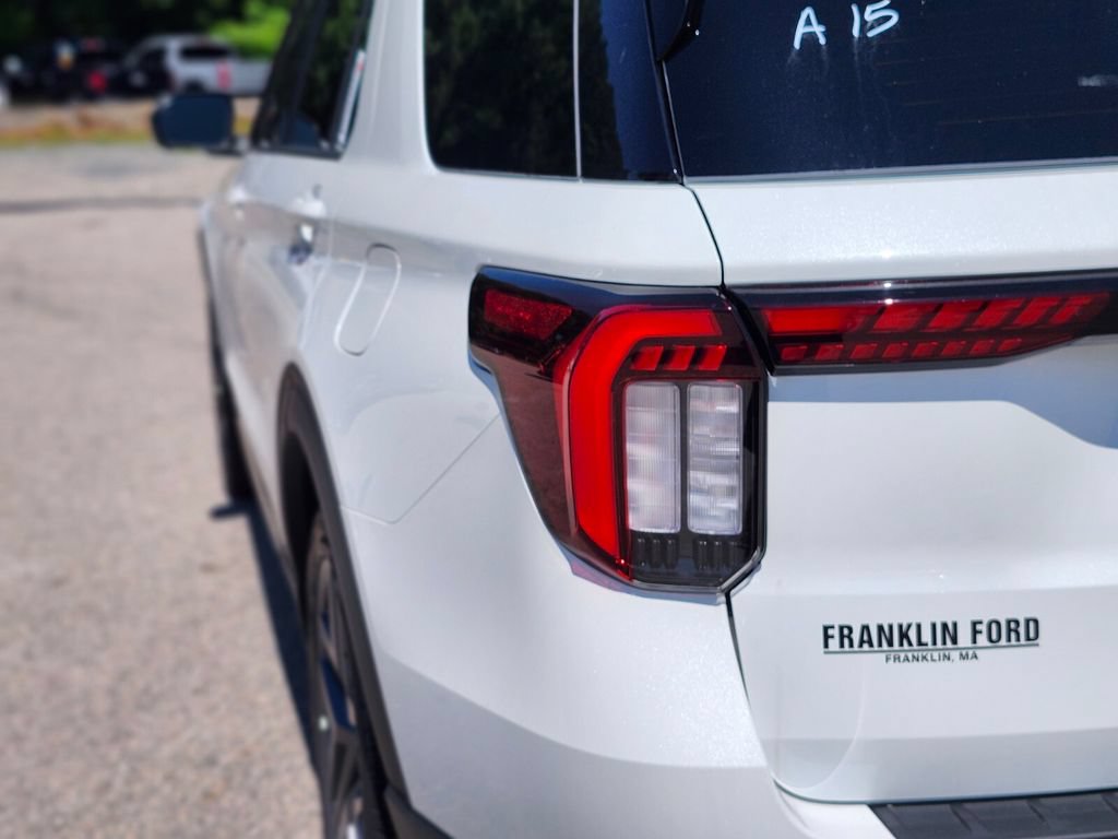 New 2026 Ford Explorer ST w/ Sun And Sound Package AWD/4WD image 9