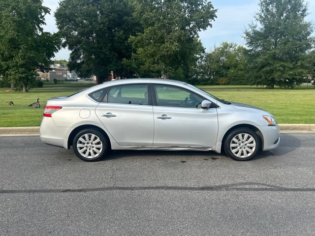 Used 2015 Nissan Sentra SV FWD image 28