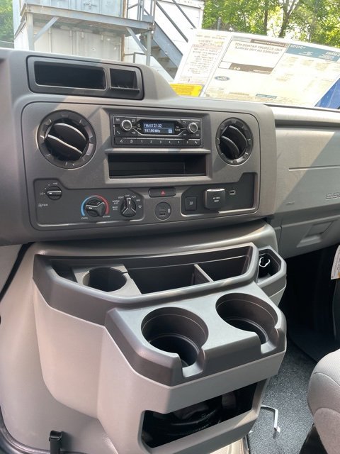 New 2026 Ford E-450 and Econoline 450 Super Duty w/ Power Equipment Group image 27