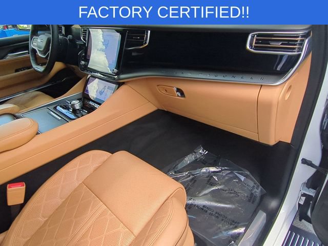 Certified 2025 Jeep Grand Wagoneer Series III w/ Rear Seat Video Group 1 AWD/4WD image 40