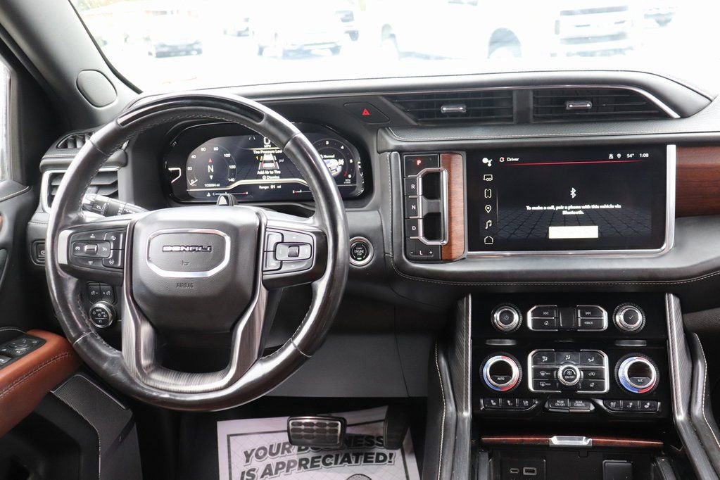 Used 2023 GMC Yukon XL Denali Ultimate image 2