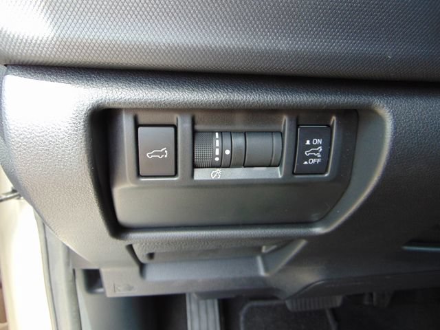 Certified 2025 Subaru Forester Premium AWD/4WD image 19