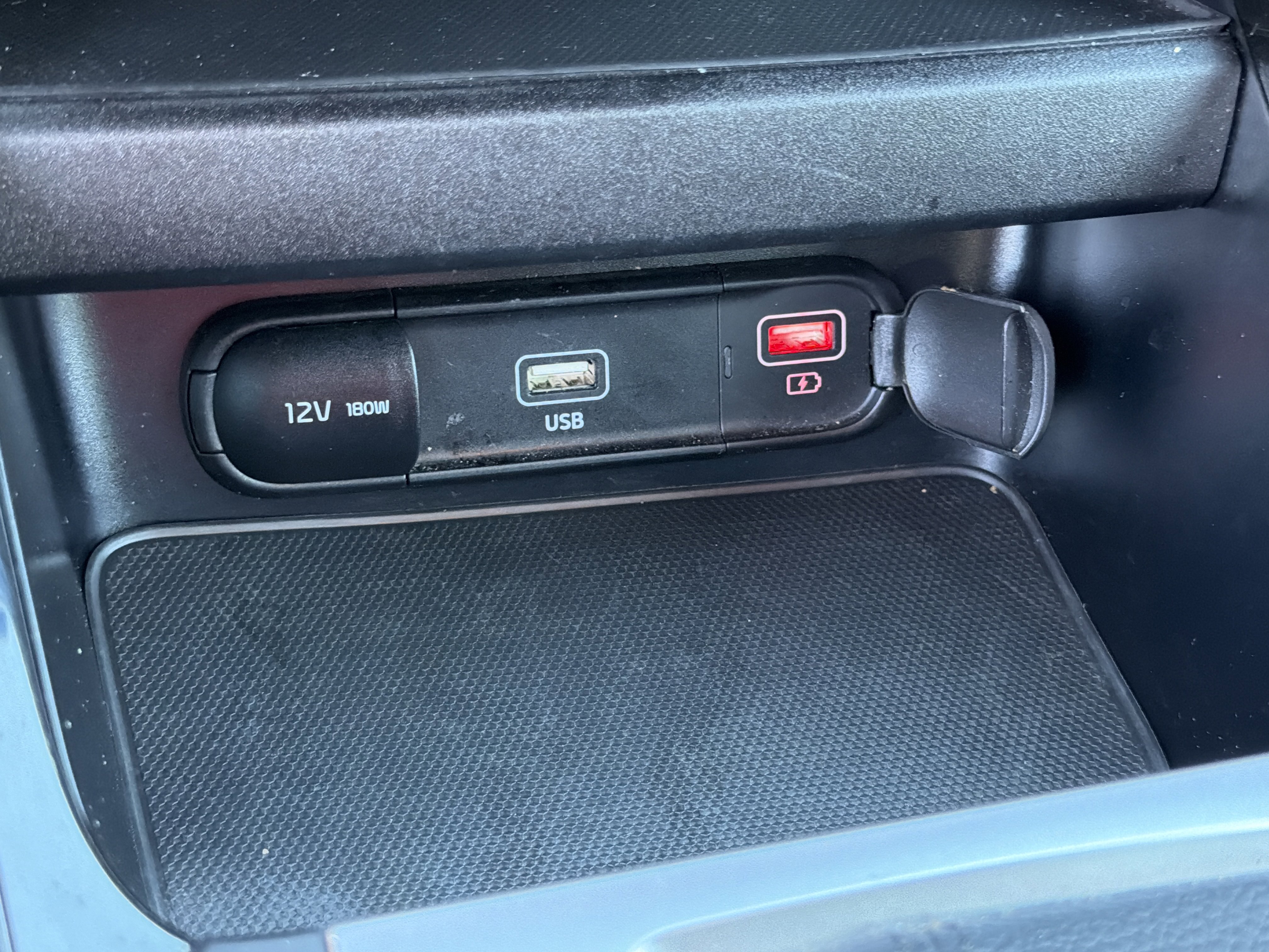 Used 2024 Kia Forte GT-Line image 30