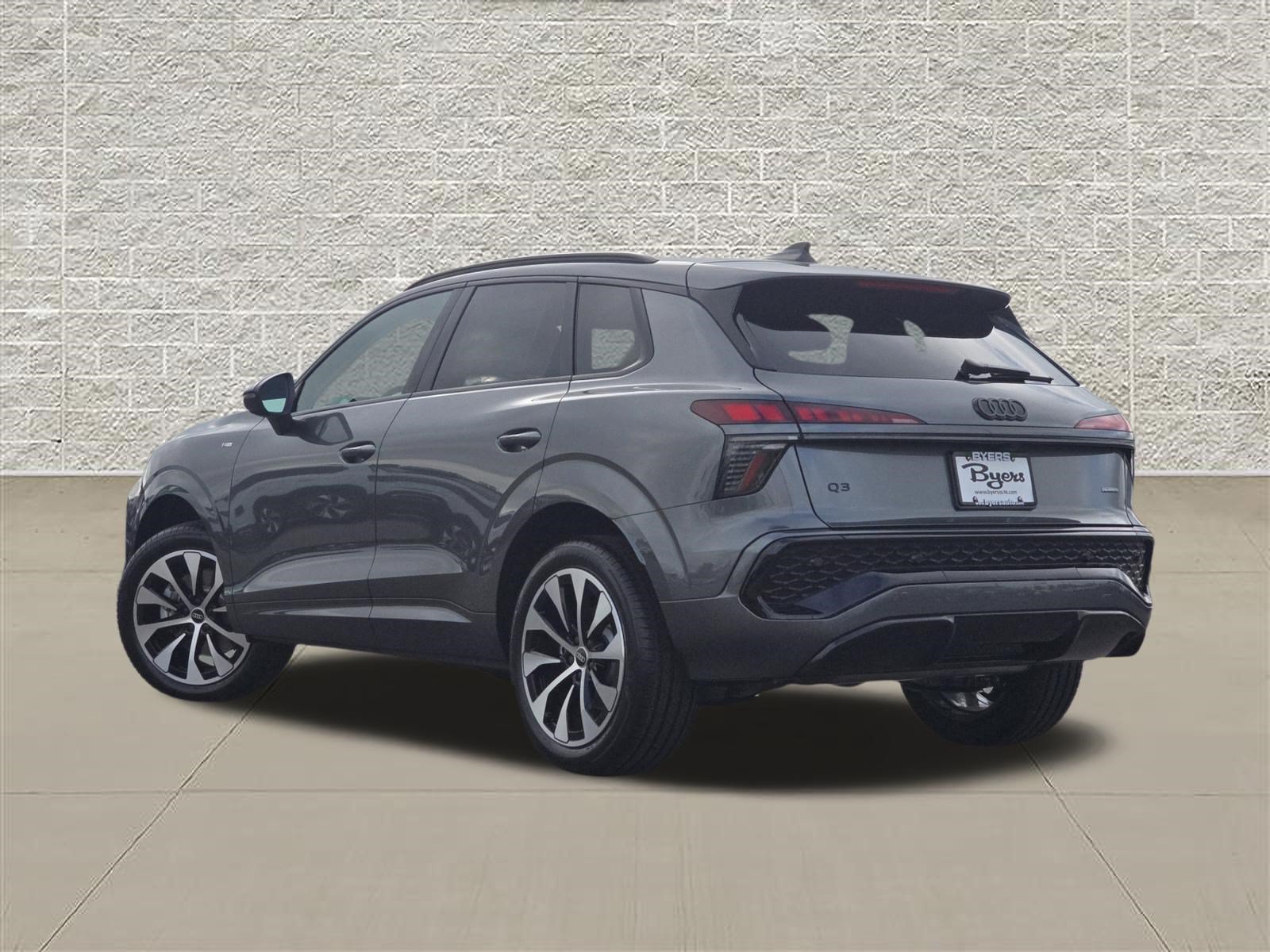 New 2026 Audi Q3 quattro 2.0T AWD/4WD image 5