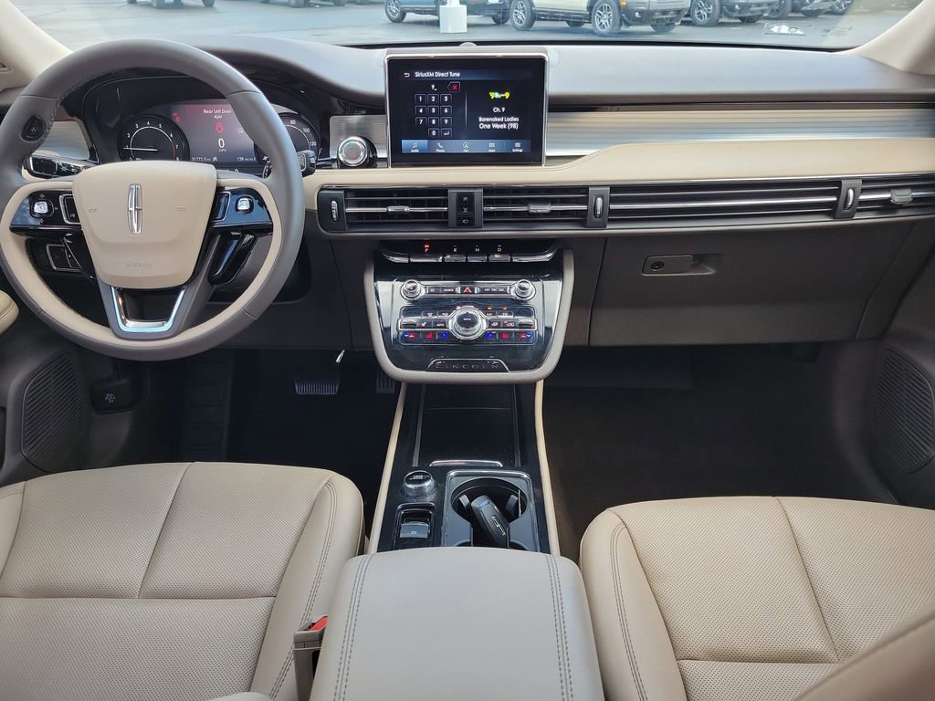 Certified 2022 Lincoln Corsair AWD w/ Equipment Group 101A image 11