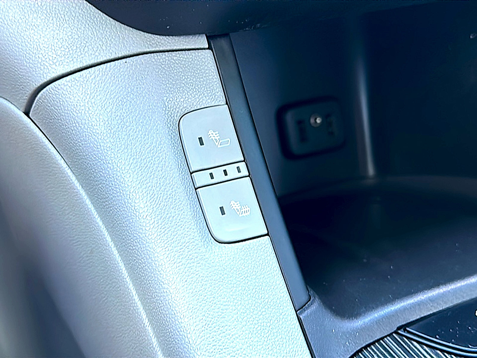 Used 2019 GMC Acadia SLT image 36