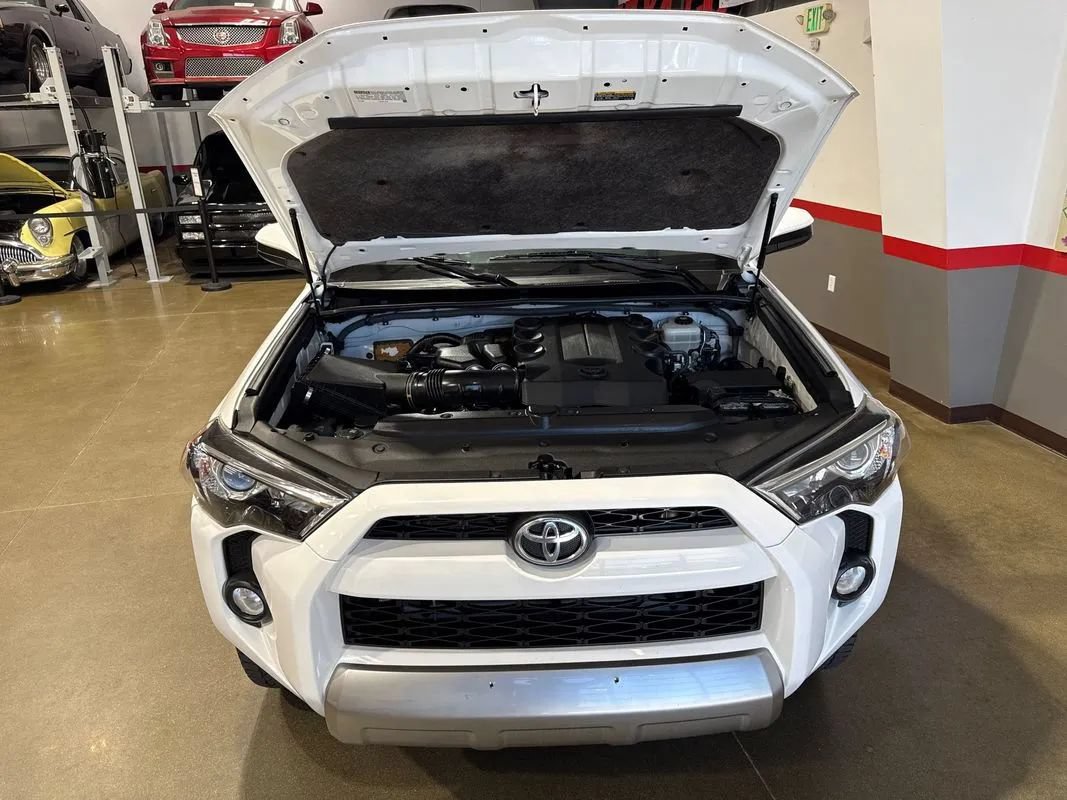 Used 2019 Toyota 4Runner TRD Off-Road AWD/4WD image 79