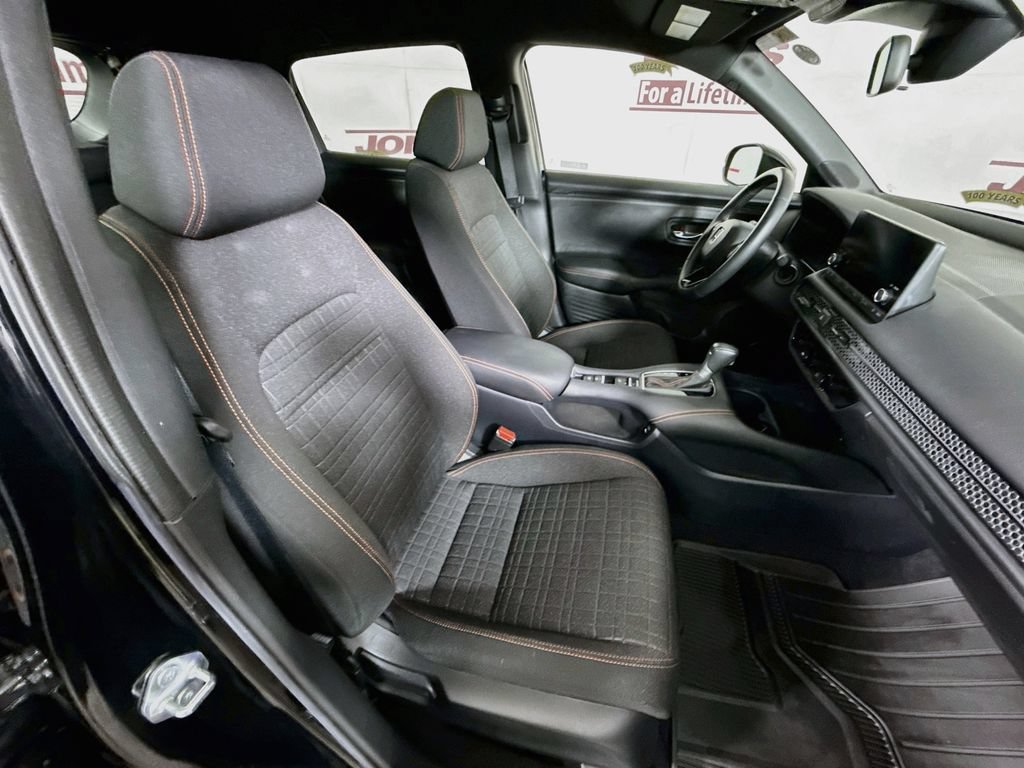 Used 2024 Honda HR-V Sport image 29