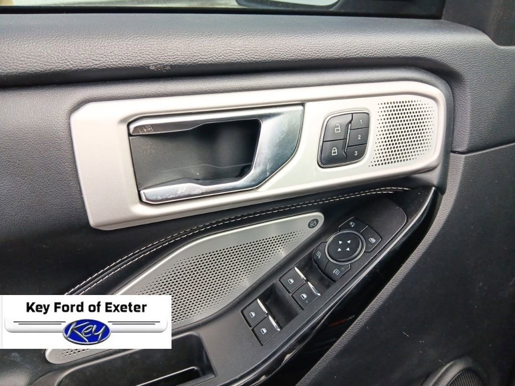 Used 2022 Ford Explorer ST w/ ST Street Pack image 27