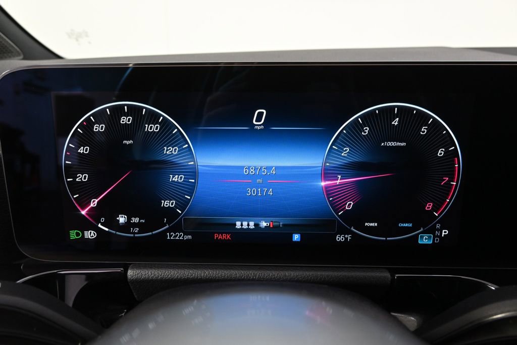 Used 2025 Mercedes-Benz GLA 250 4MATIC image 26