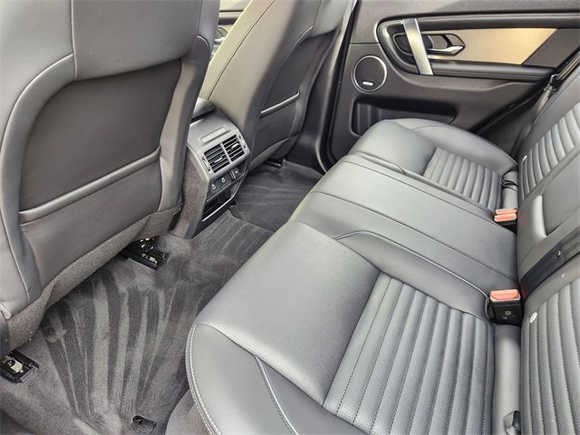 Used 2024 Land Rover Discovery Sport Dynamic SE image 29