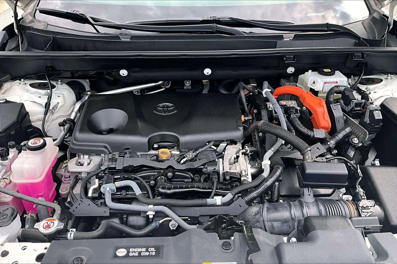 Used 2021 Toyota RAV4 XSE AWD/4WD image 32