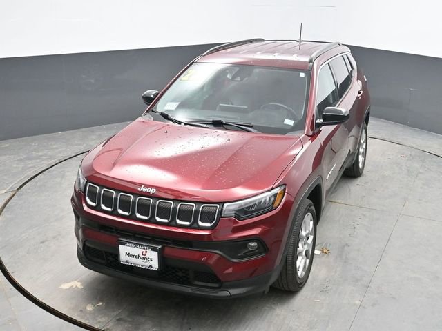 Used 2022 Jeep Compass Latitude AWD/4WD image 26