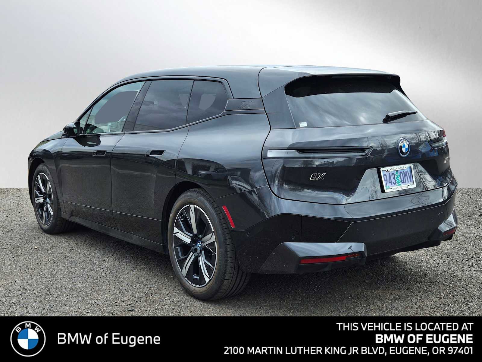 Used 2025 BMW iX M60 image 5