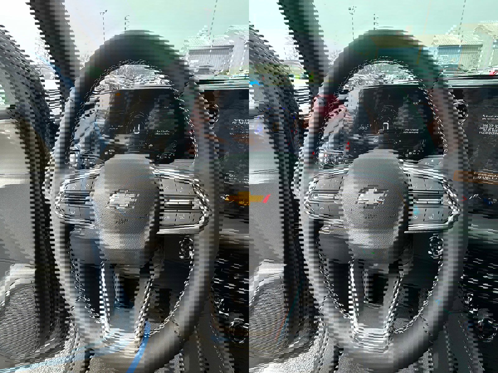 New 2026 Chevrolet Traverse LT w/ Driver Confidence Package FWD image 8