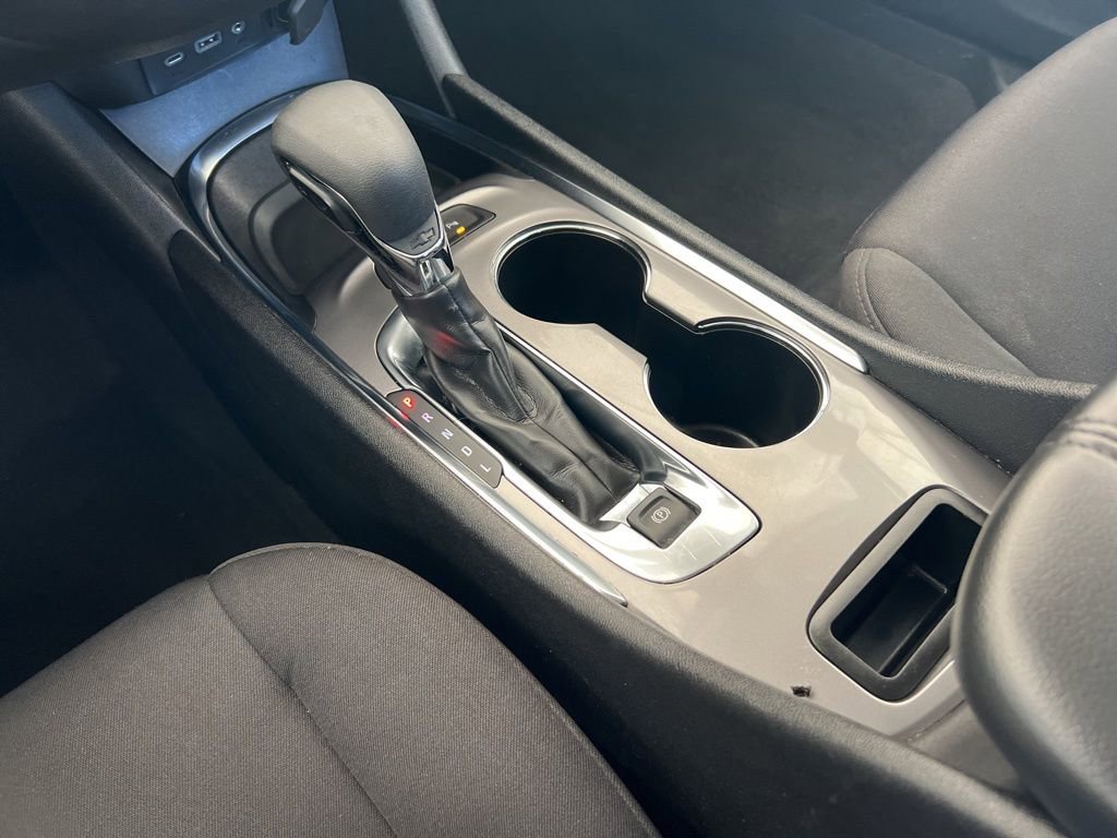 Used 2024 Chevrolet Malibu LT image 31