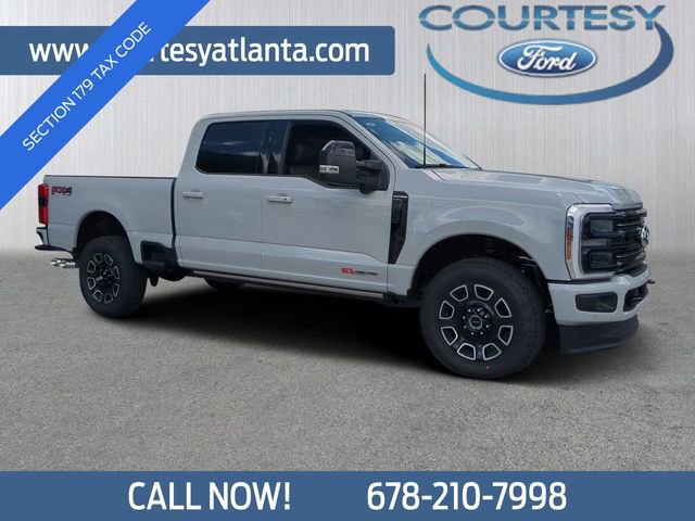 New 2025 Ford F350 Platinum w/ FX4 Off-Road Package