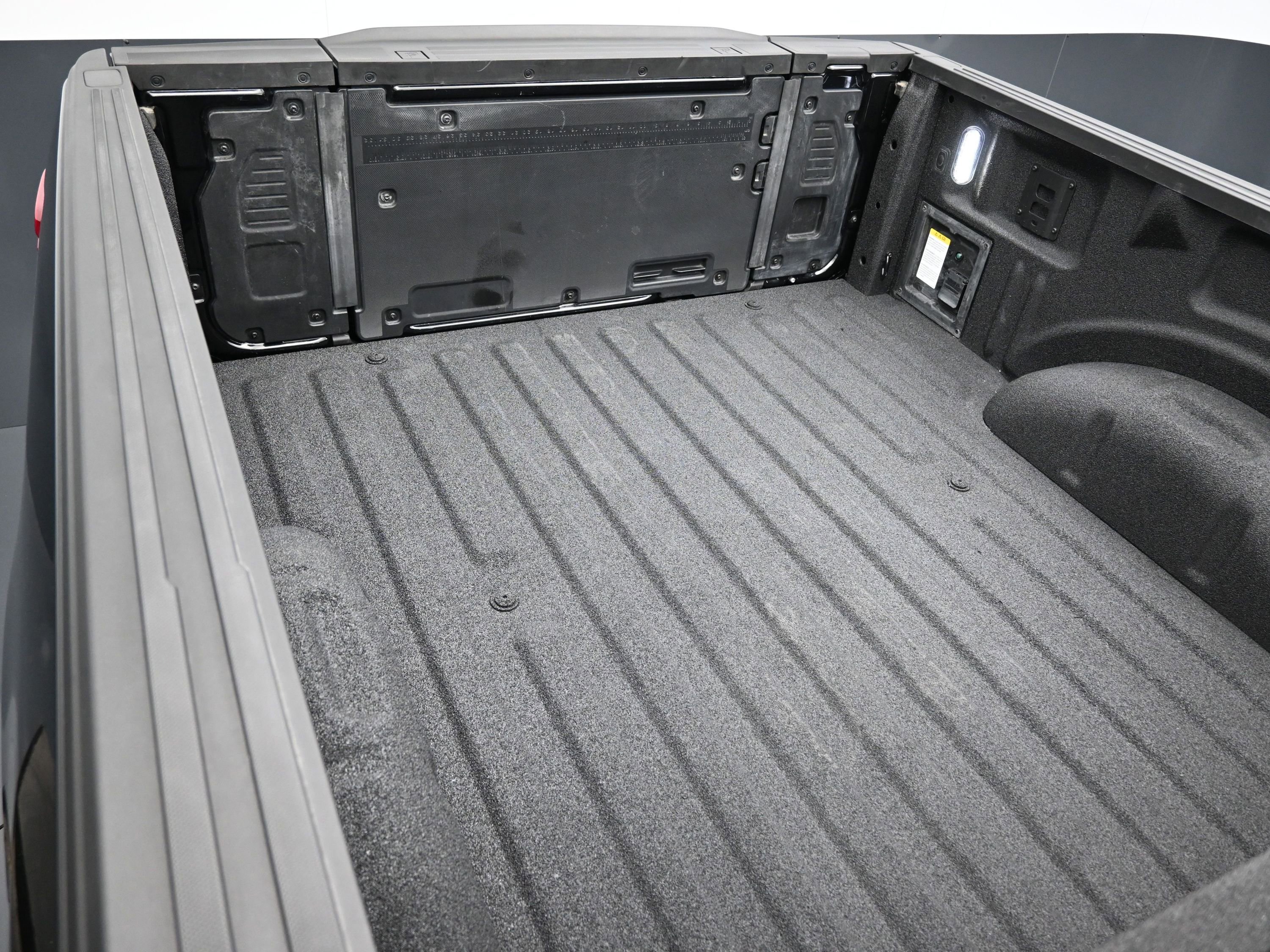 Used 2025 Ford F150 Platinum w/ FX4 Off-Road Package image 44