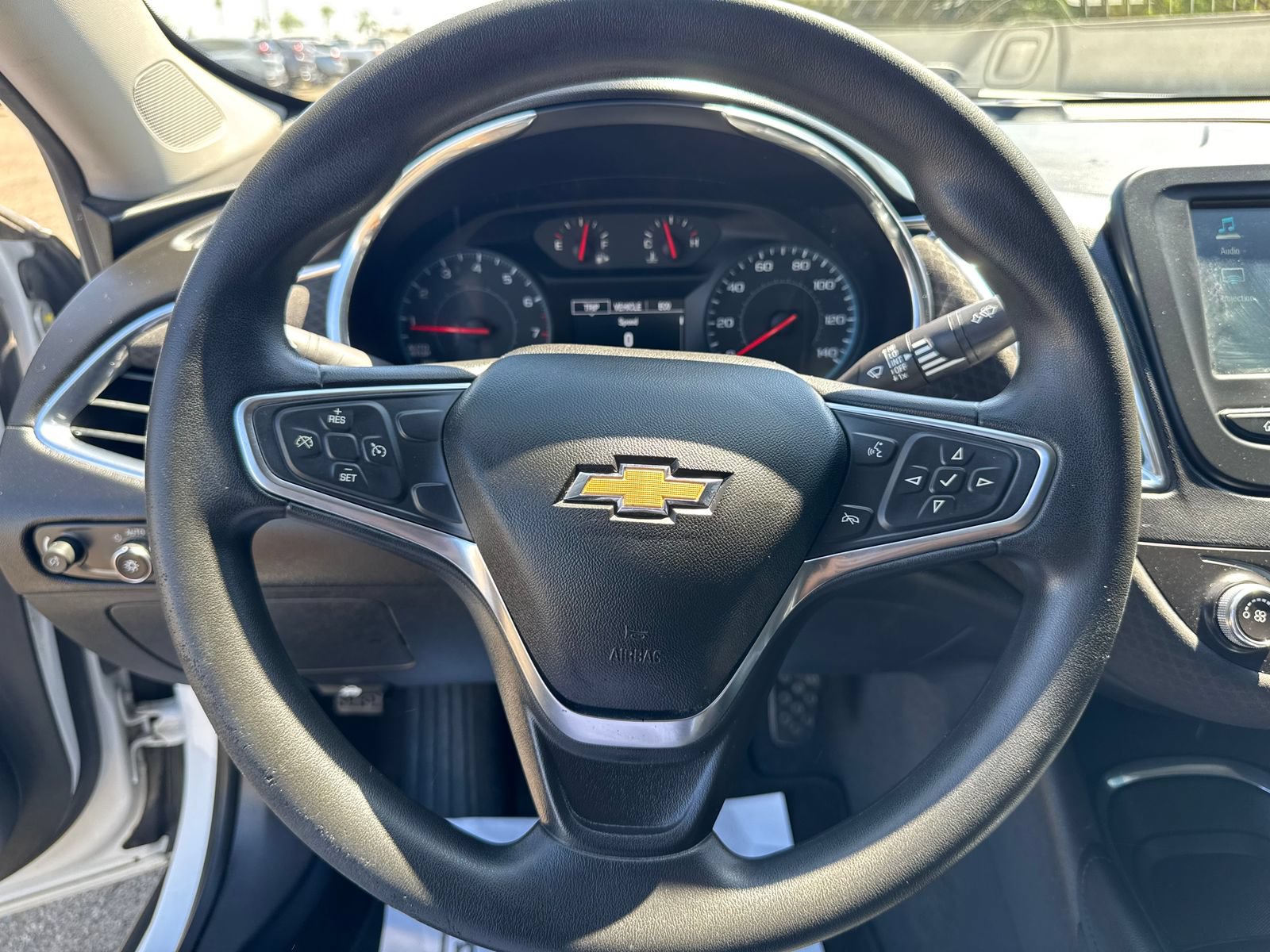 Used 2017 Chevrolet Malibu LT FWD image 25