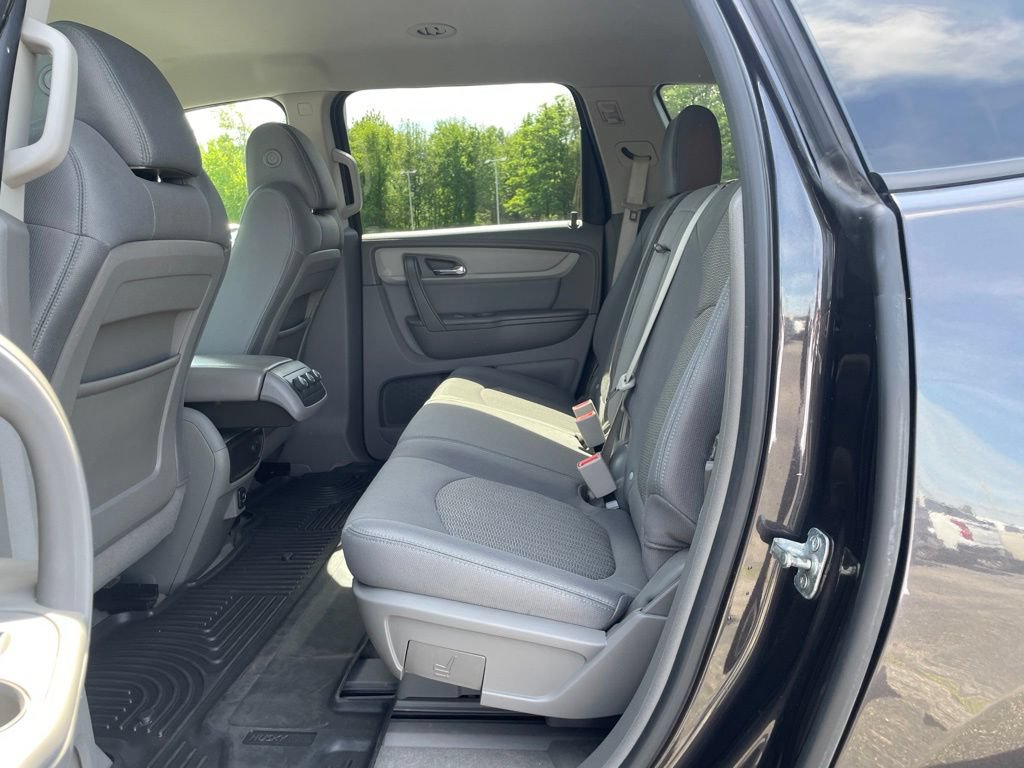Used 2017 Chevrolet Traverse LS AWD/4WD image 19