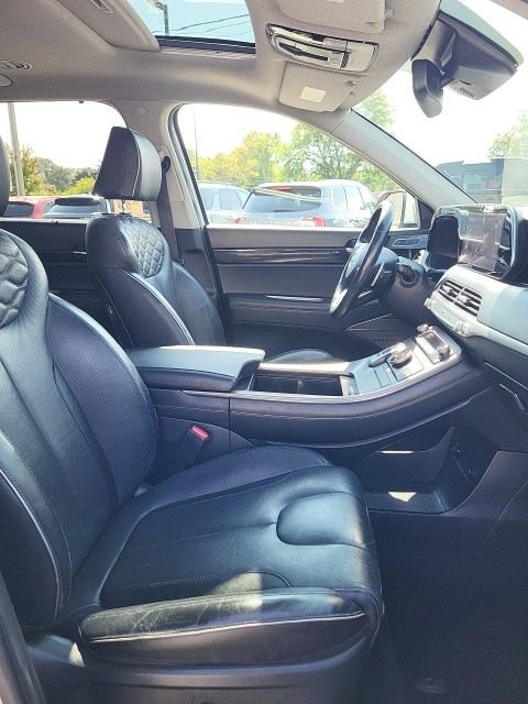 Used 2021 Hyundai Palisade Limited image 18