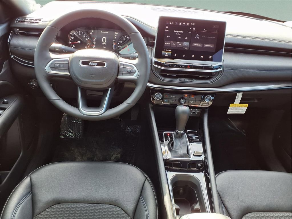 New 2026 Jeep Compass Latitude image 10