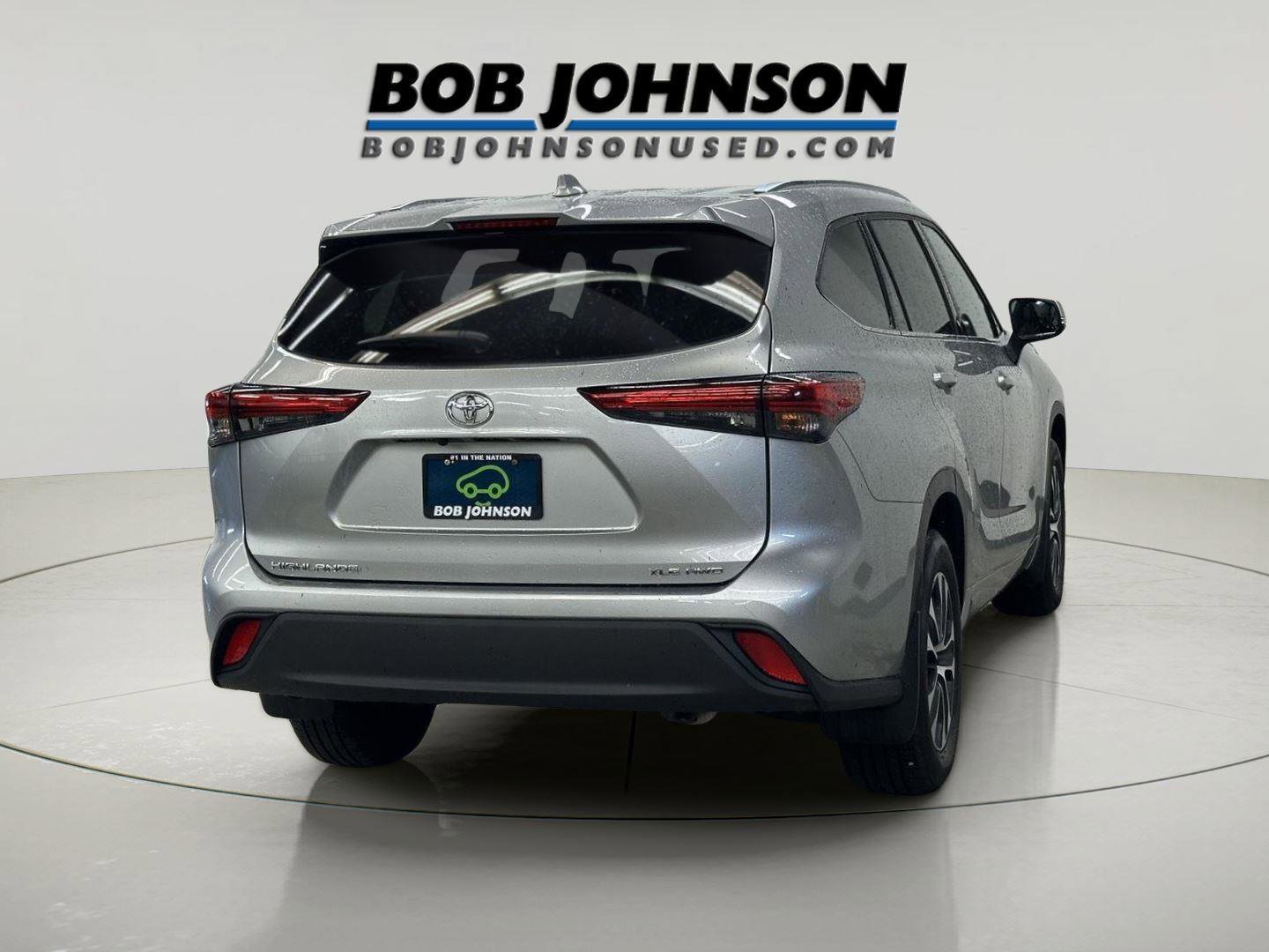 Used 2021 Toyota Highlander XLE image 11