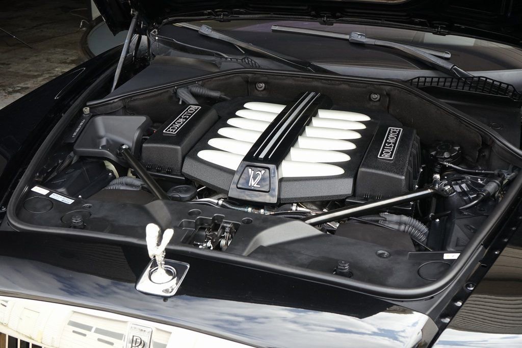 Used 2013 Rolls-Royce Ghost image 30