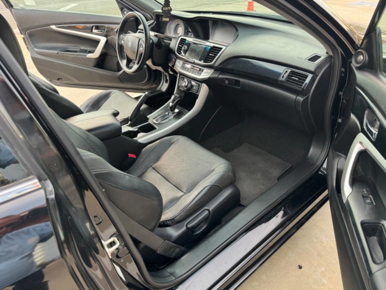 Used 2015 Honda Accord EX-L image 8