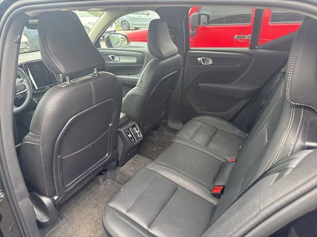 Used 2024 Volvo XC40 B5 Plus w/ Climate Package AWD/4WD image 12