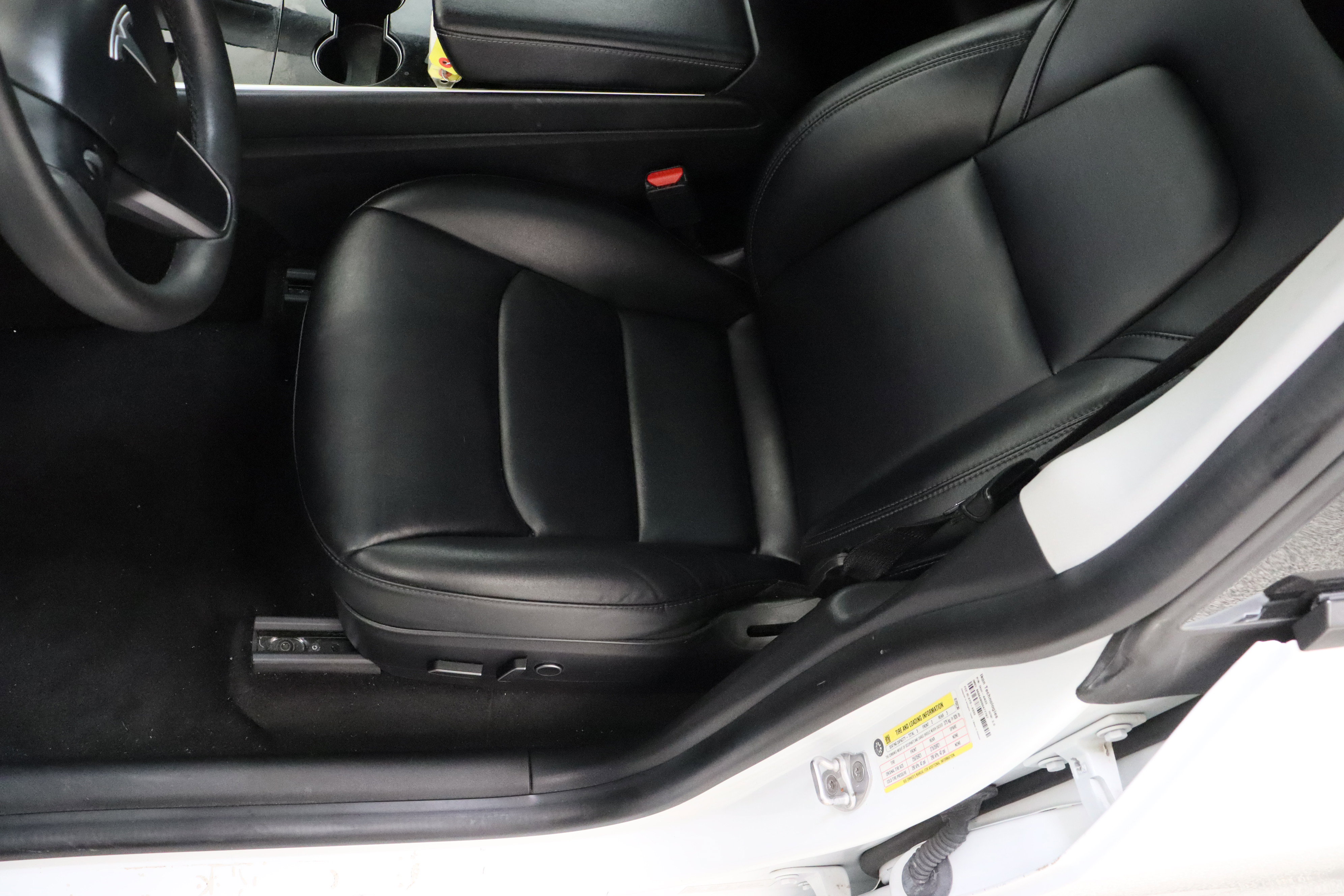 Used 2021 Tesla Model Y Performance image 15