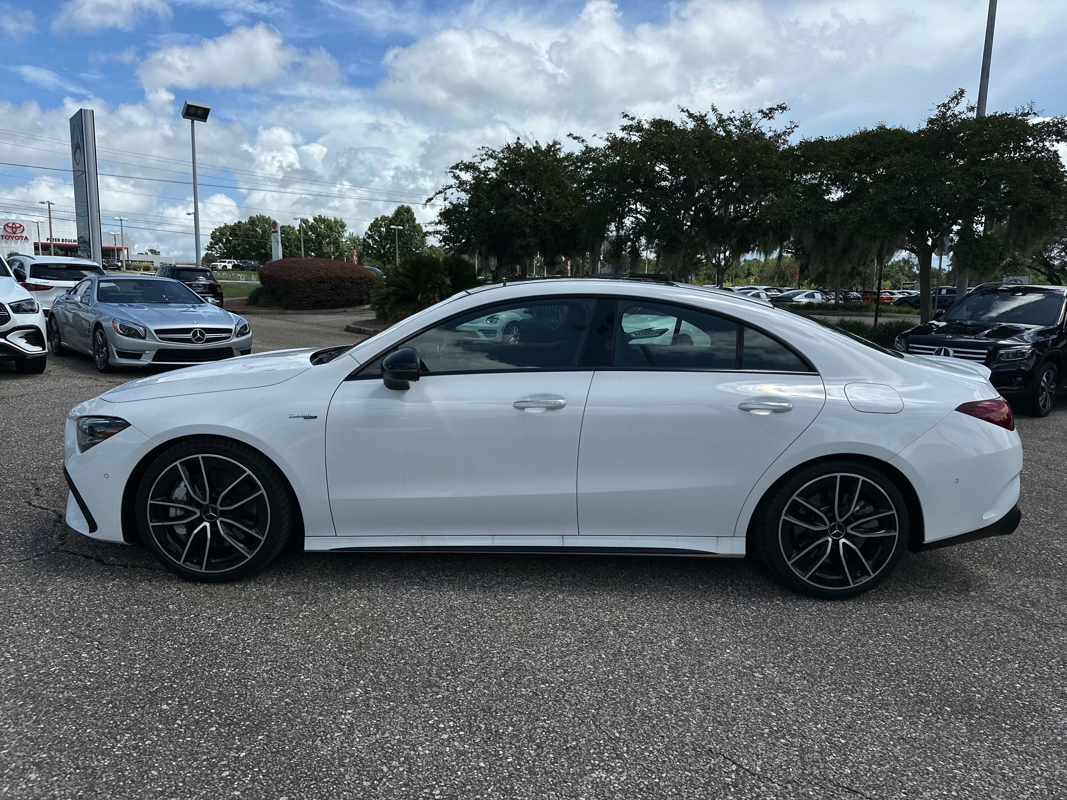 Used 2024 Mercedes-Benz CLA 35 AMG 4MATIC image 2