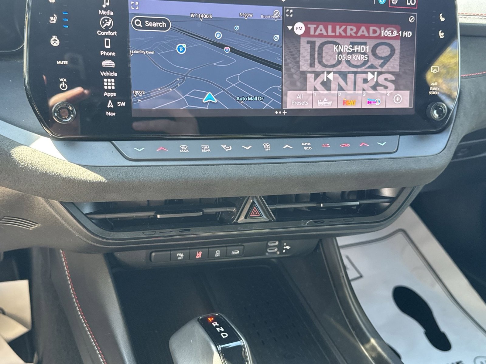 New 2024 Dodge Charger Scat Pack w/ Plus Group image 26