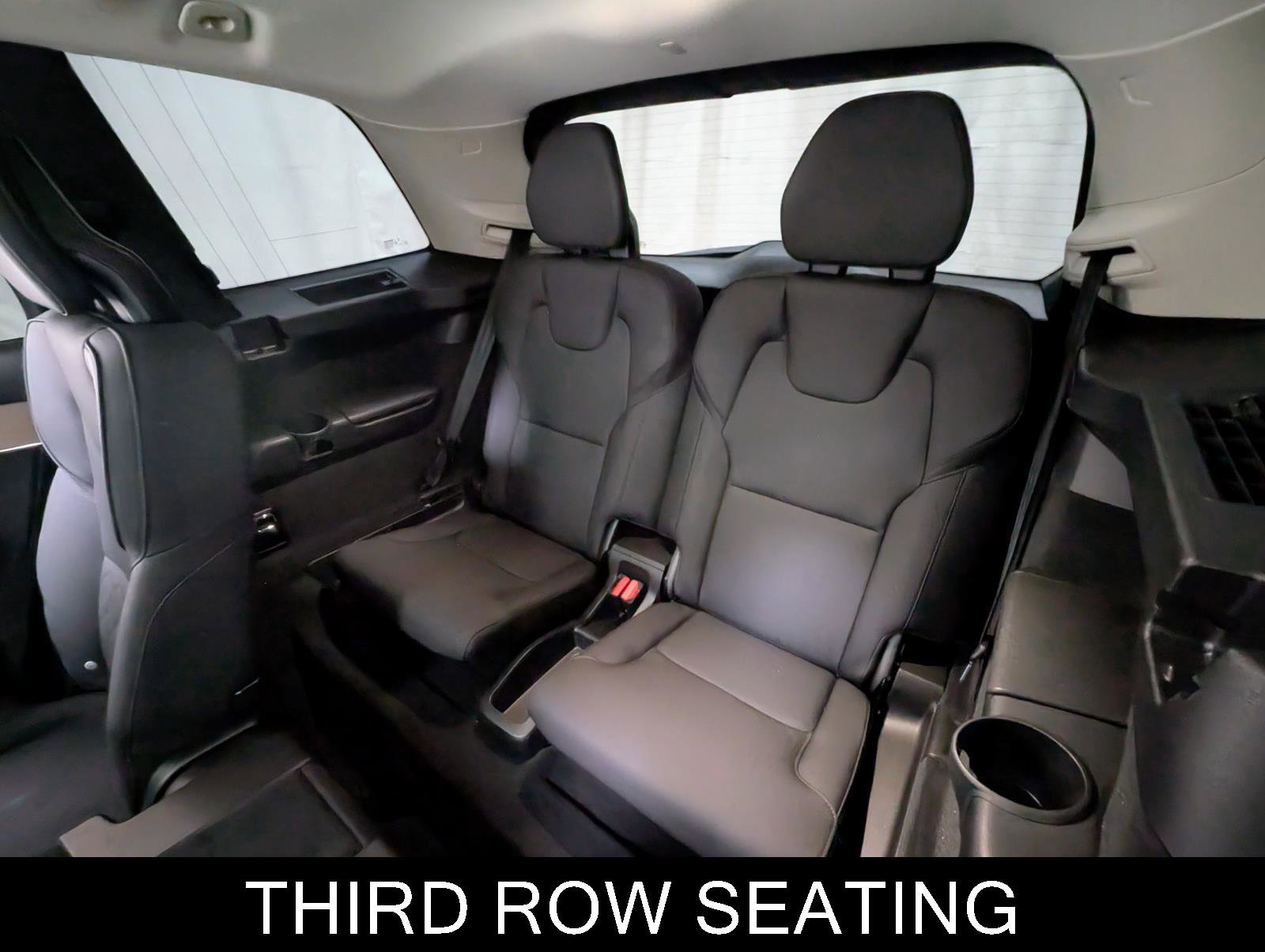 Used 2025 Volvo XC90 B5 Core w/ Protection Package Premier image 22