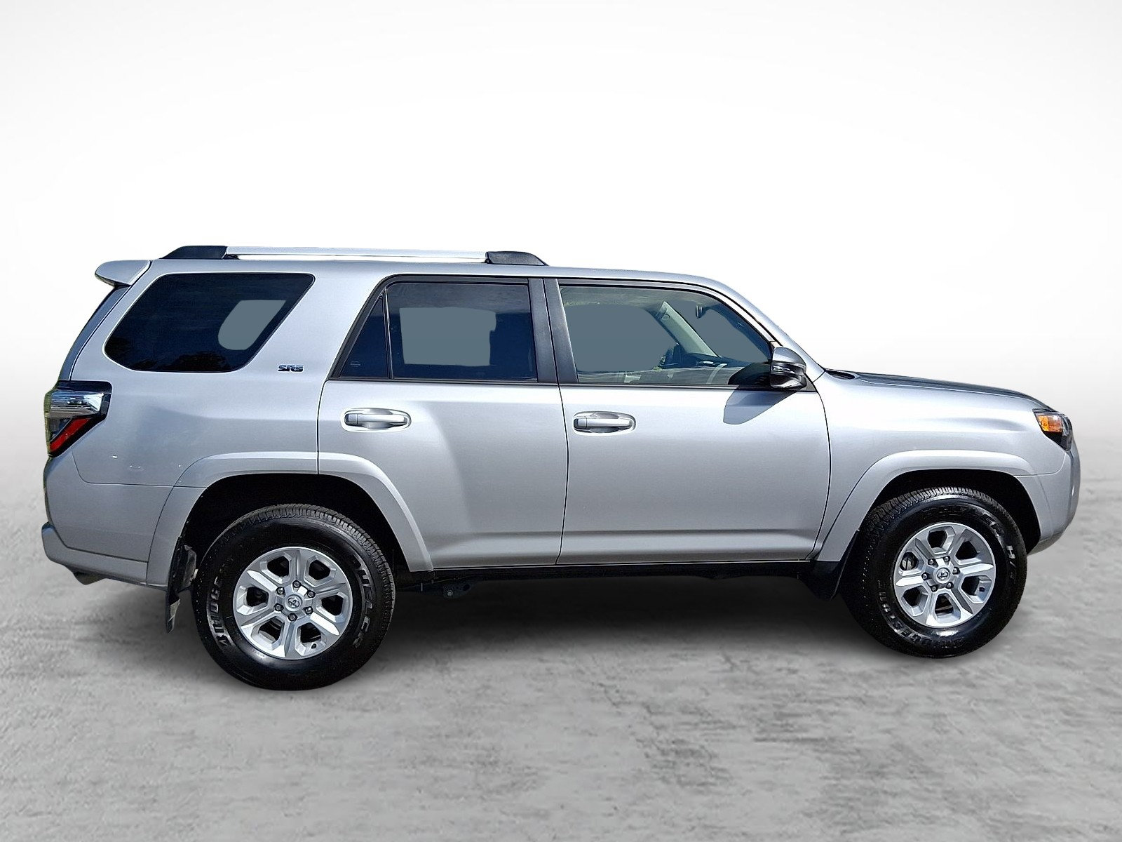 Used 2024 Toyota 4Runner SR5 Premium w/ Moonroof Package RWD image 7