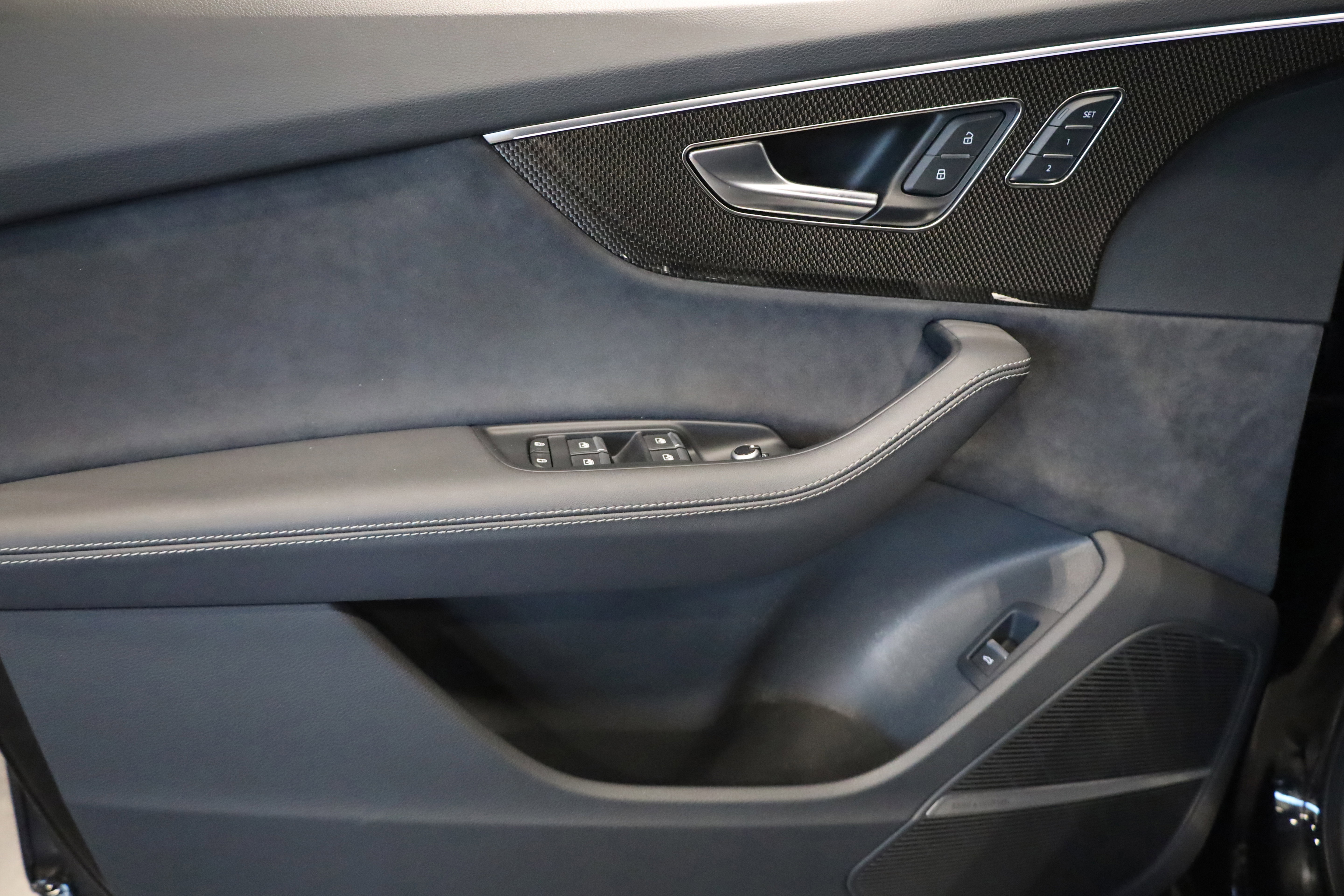 Used 2023 Audi SQ7 Prestige image 14