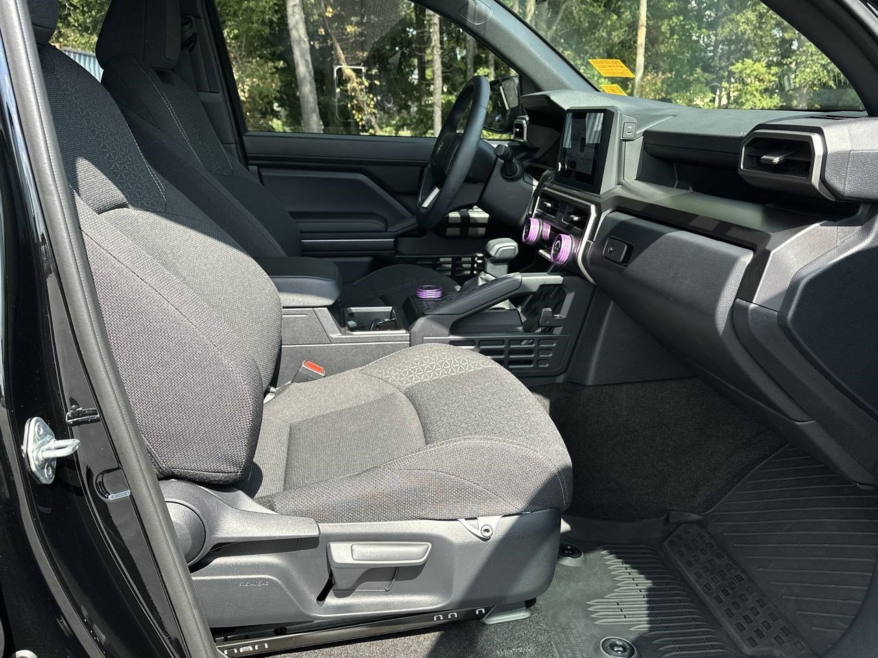 Used 2025 Toyota 4Runner SR5 image 29