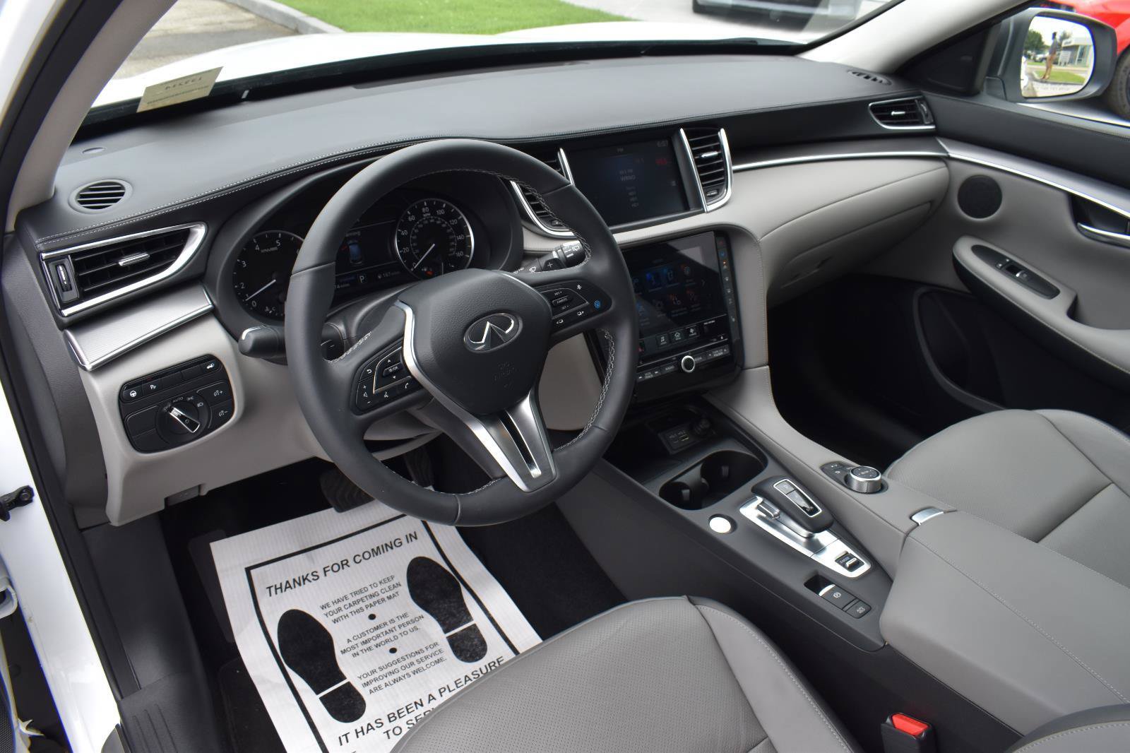 Used 2023 INFINITI QX50 Luxe FWD image 29