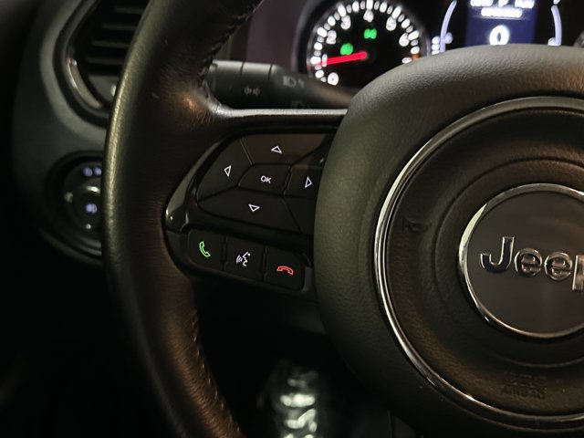 Used 2020 Jeep Renegade Altitude image 29