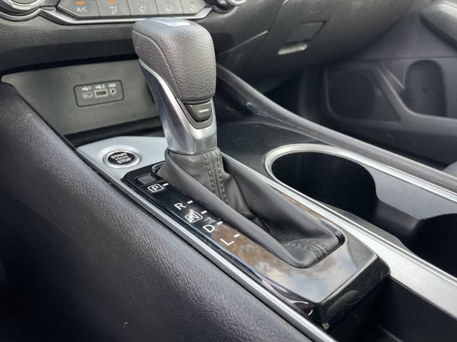 Used 2024 Nissan Altima 2.5 SV FWD image 21