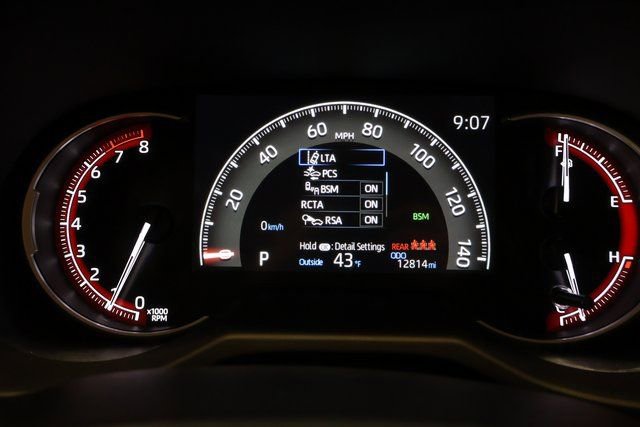 Used 2025 Toyota RAV4 XLE image 17