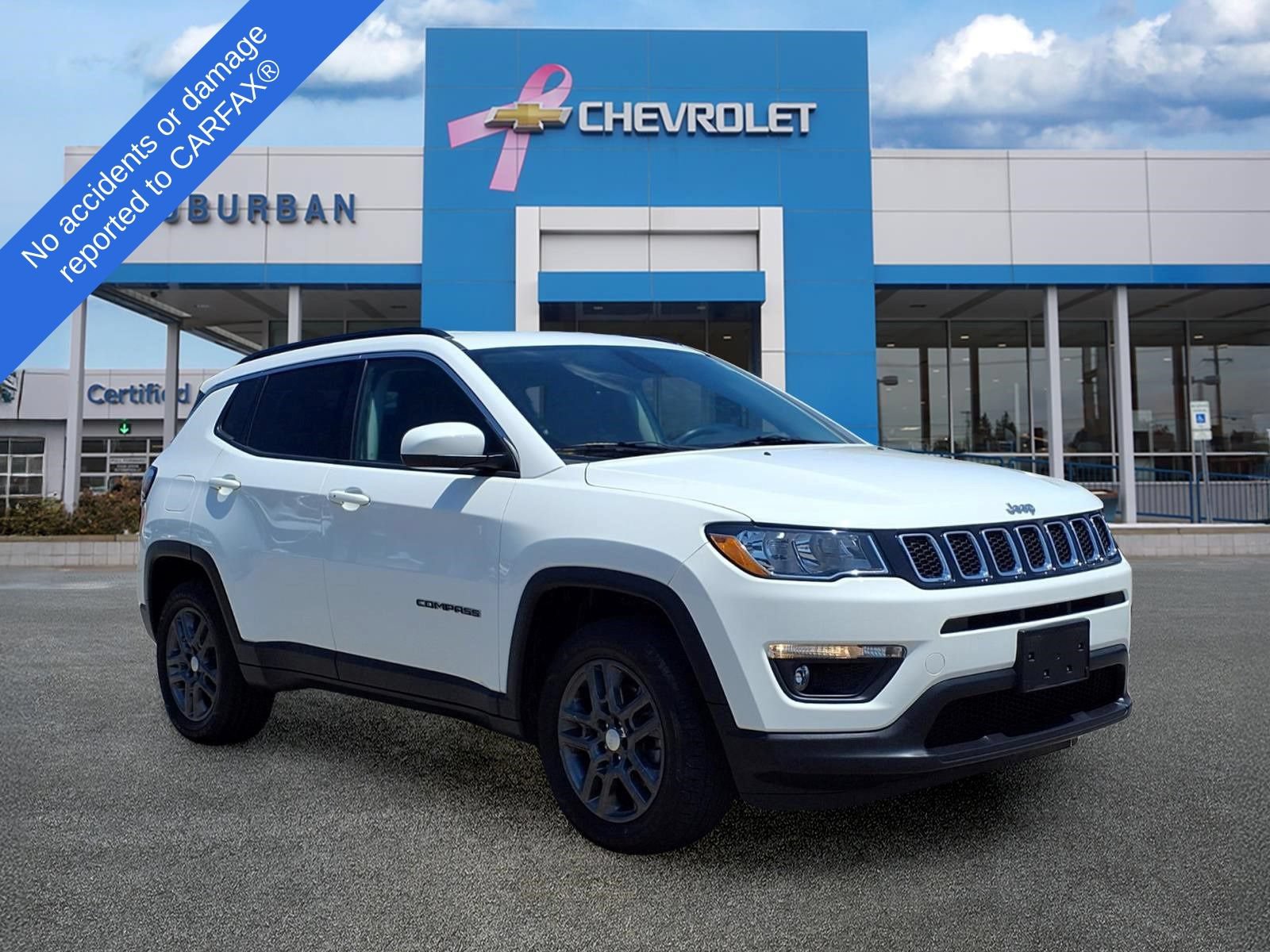 Used 2017 Jeep Compass Latitude w/ Popular Equipment Group AWD/4WD image 3