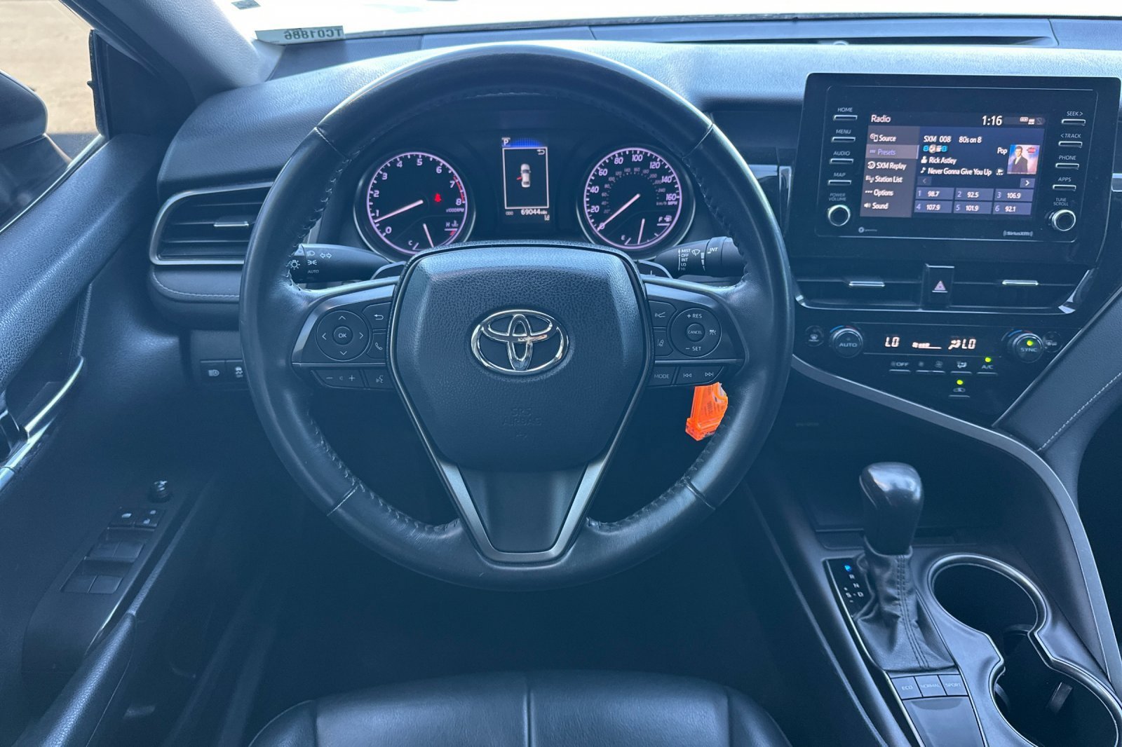 Certified 2022 Toyota Camry SE FWD image 14